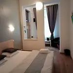 بيت ضيافة (adults Only) بوخارست