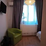 (adults Only) بيت ضيافة بوخارست