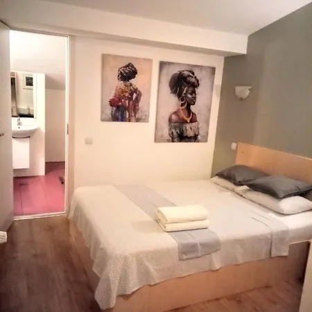 (adults Only) Bukarest