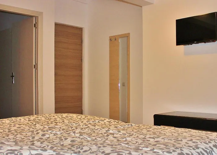 Guest house (adults Only)