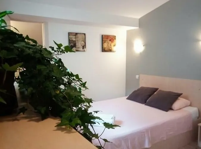 Vendégház (adults Only) 3*