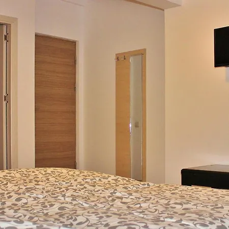 Guest house (adults Only)