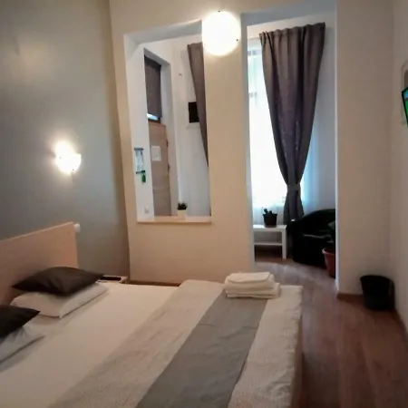 Pensiune (adults Only) Bucureşti